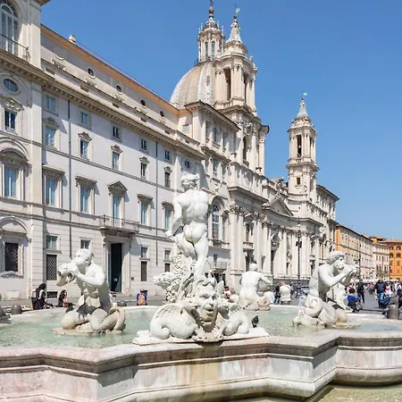 Sonder — Piazza Coronari Rome